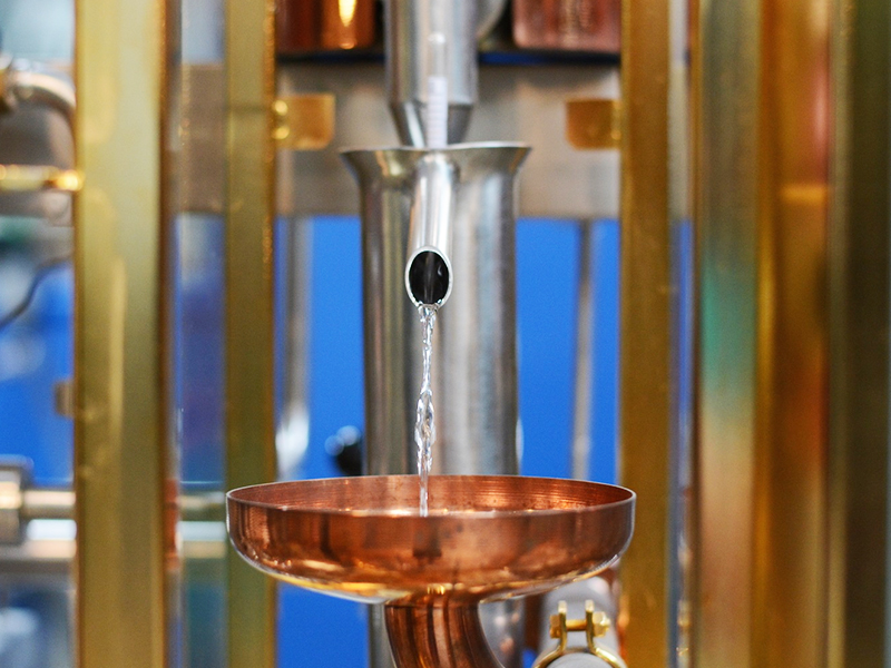 destilería-equipamiento-marzo-nueve-dos